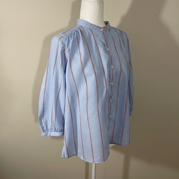 Old Navy sz x sm shirt style button down lite  blue with pin striping - Picture 2 of 10